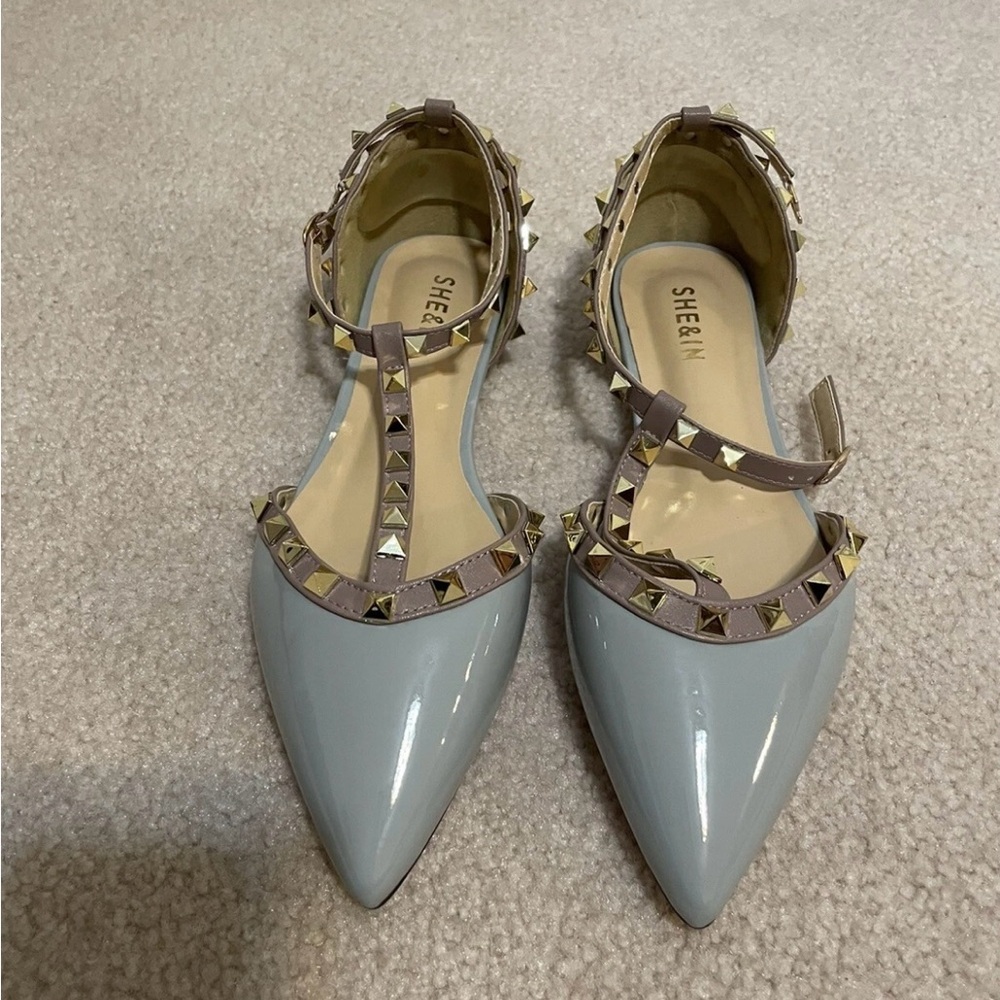 SHEIN Studded Flats